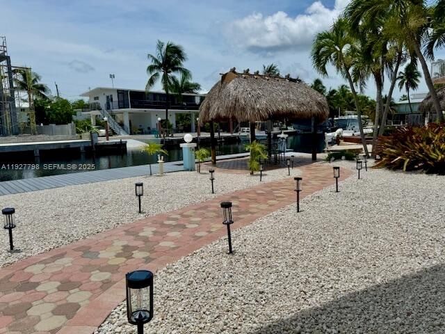 En Venta: $2,298,000 (4 camas, 3 baños, 2554 Pies cuadrados)