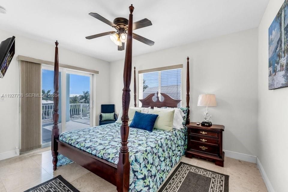 En Venta: $2,298,000 (4 camas, 3 baños, 2554 Pies cuadrados)