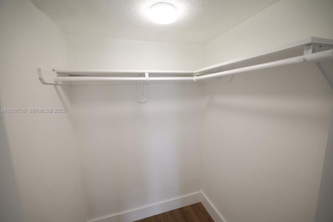 For Rent: $1,800 (1 beds, 1 baths, 31279 Square Feet)