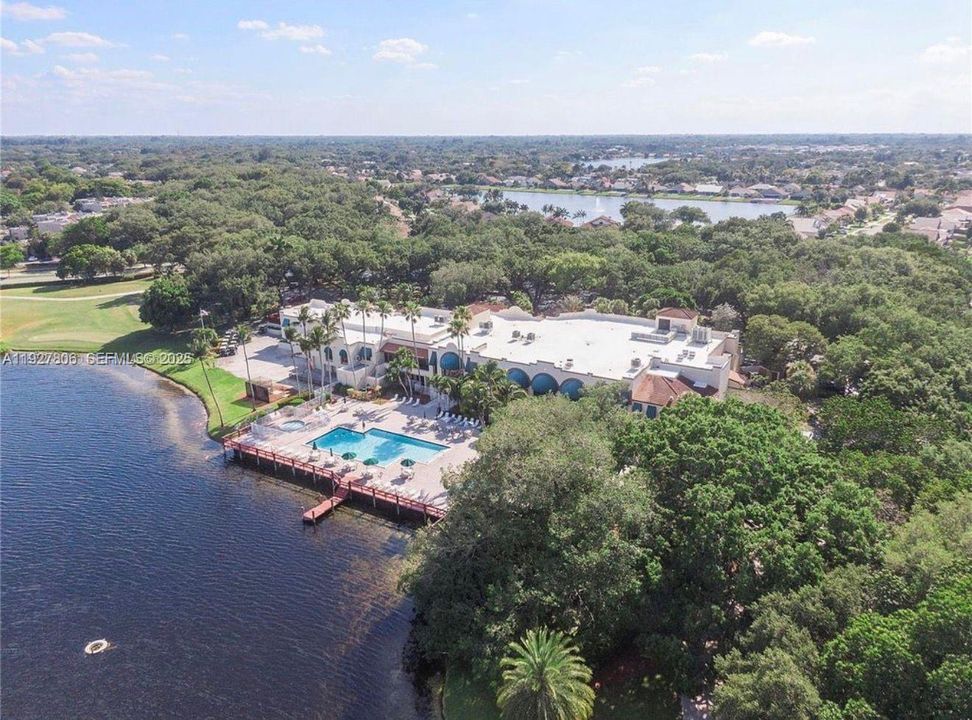 В аренду: $2,190 (2 спален, 2 ванн, 960 Квадратных фут)