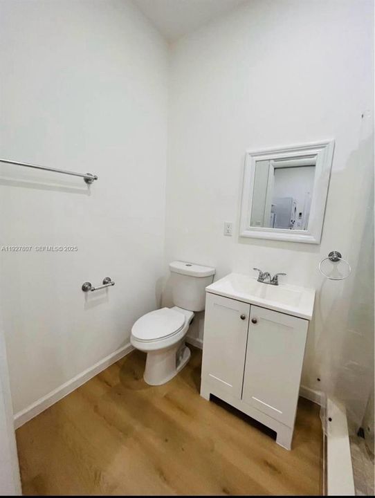For Rent: $1,500 (1 beds, 1 baths, 3139 Square Feet)