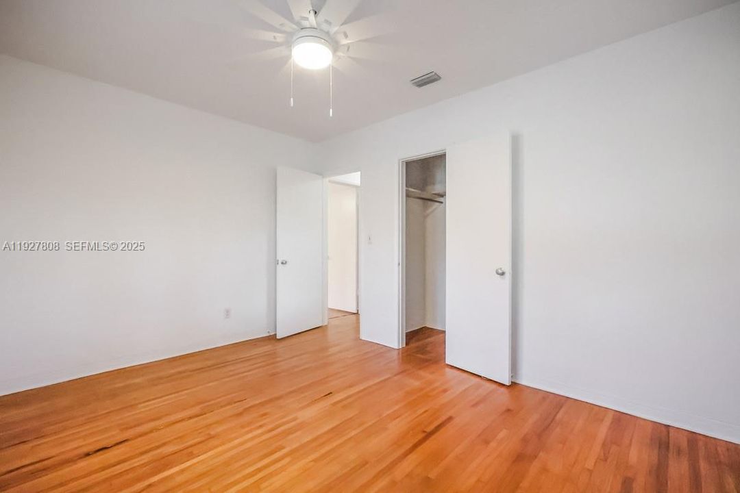 En Venta: $719,000 (2 camas, 1 baños, 1327 Pies cuadrados)