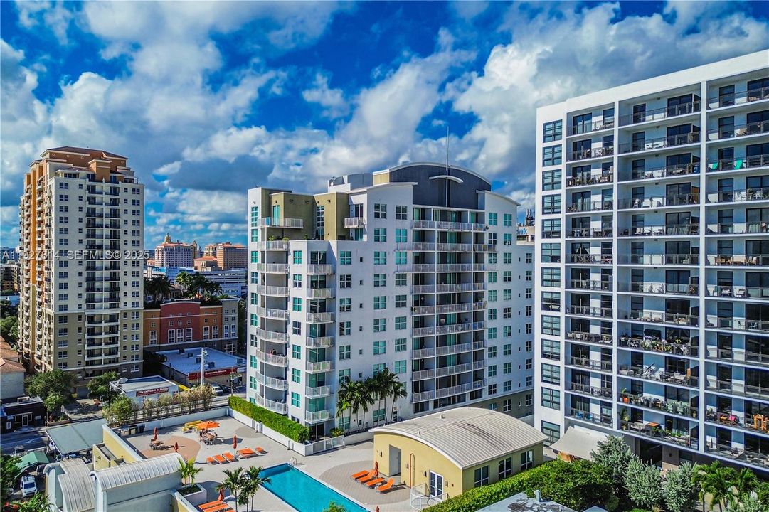 待售: $575,000 (2 贝兹, 2 浴室, 1285 平方英尺)