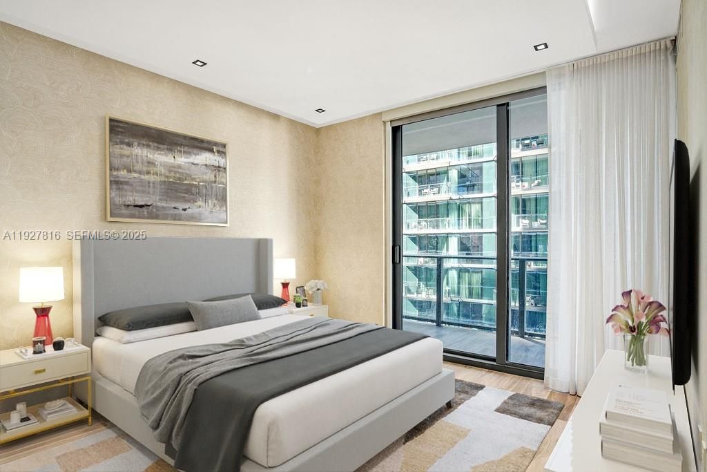 出租: $8,000 (2 贝兹, 2 浴室, 1152 平方英尺)