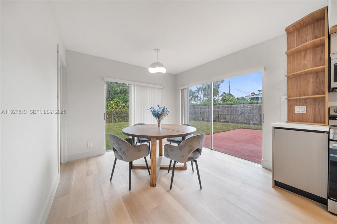 На продажу: $510,000 (3 спален, 3 ванн, 1291 Квадратных фут)