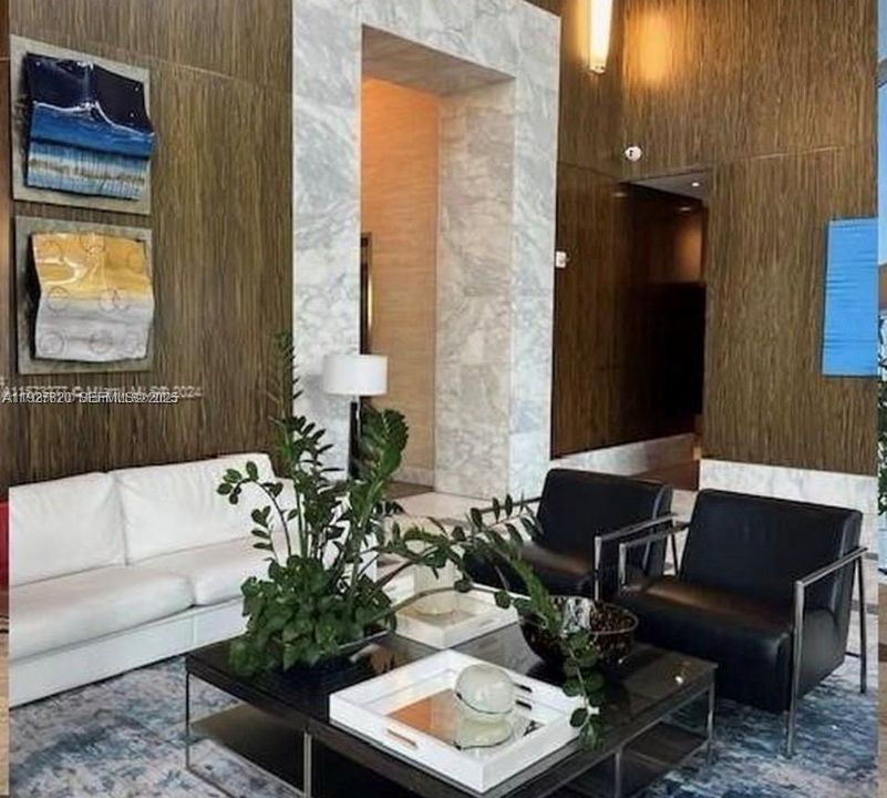 В аренду: $2,300 (0 спален, 1 ванн, 451 Квадратных фут)