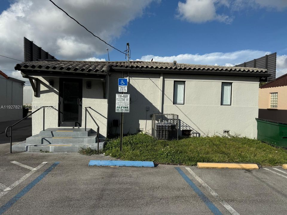 For Rent: $5,000 (0 beds, 0 baths, 0 Square Feet)