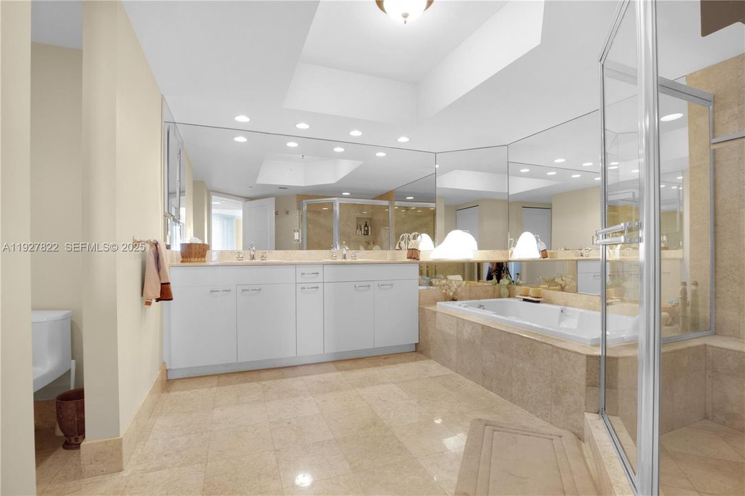 В аренду: $6,400 (3 спален, 2 ванн, 1696 Квадратных фут)