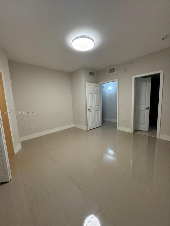 В аренду: $1,795 (1 спален, 1 ванн, 691 Квадратных фут)