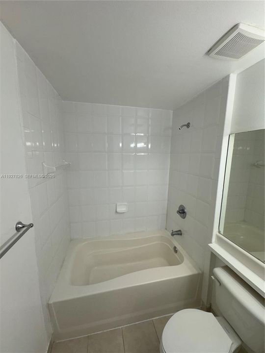 В аренду: $1,795 (1 спален, 1 ванн, 691 Квадратных фут)