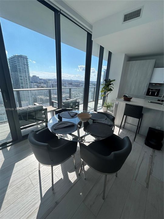 En Renta: $13,514 (4 camas, 4 baños, 1871 Pies cuadrados)