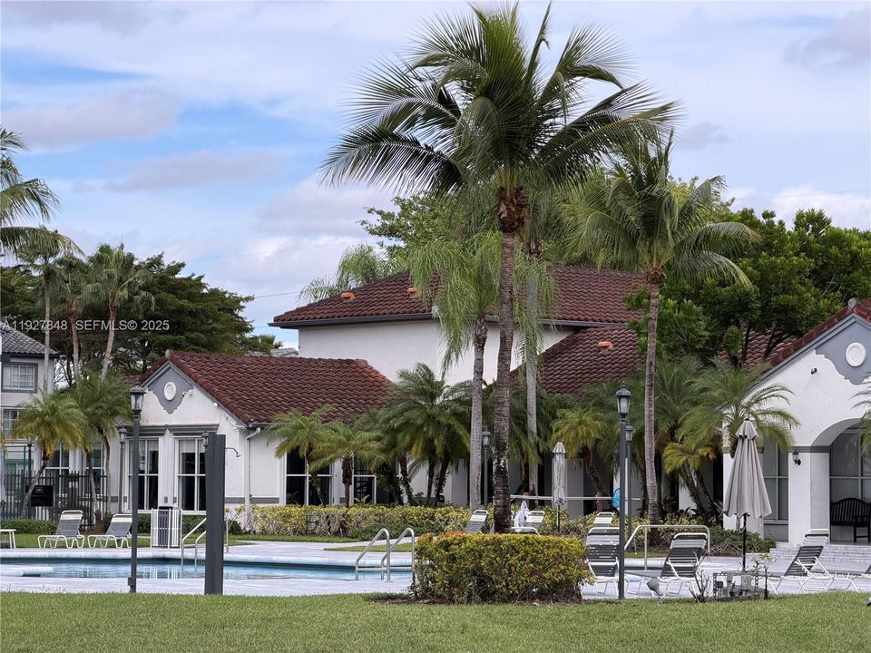 En Renta: $2,350 (1 camas, 1 baños, 670 Pies cuadrados)