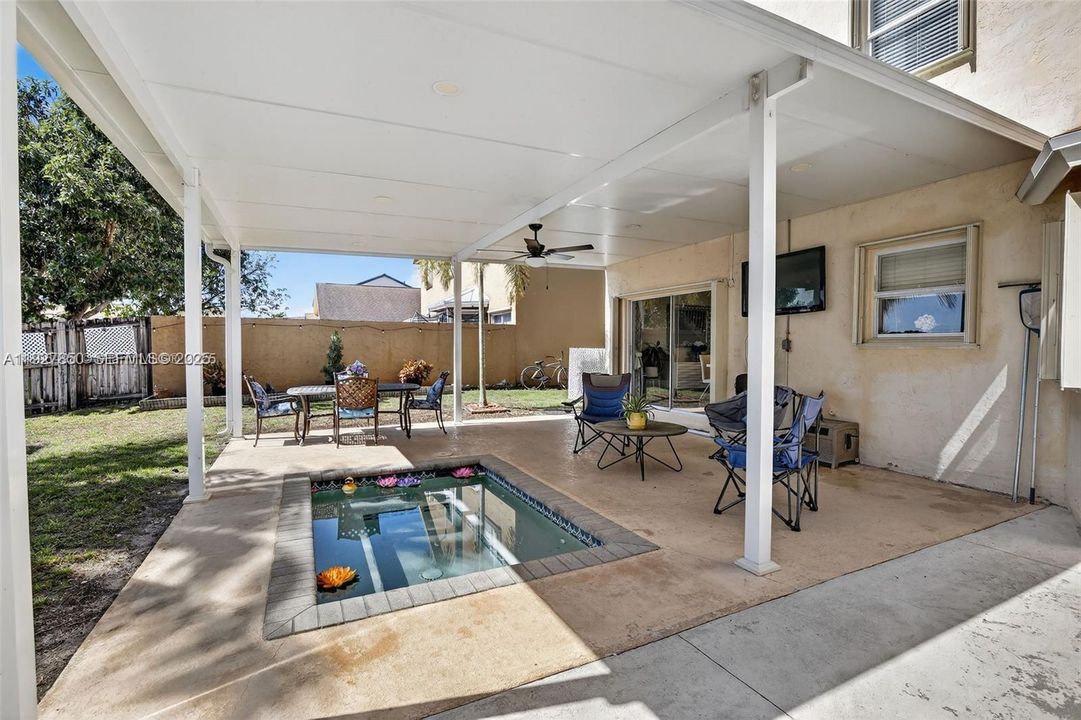 待售: $674,900 (4 贝兹, 2 浴室, 2117 平方英尺)