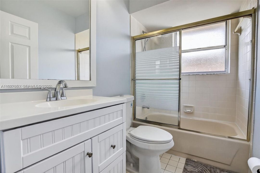 待售: $674,900 (4 贝兹, 2 浴室, 2117 平方英尺)