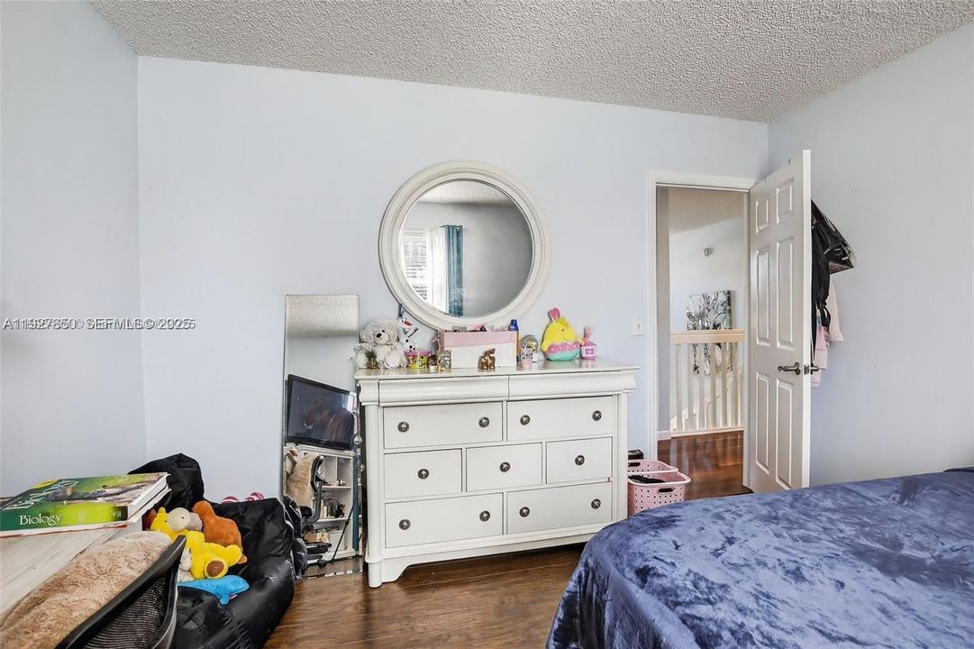 待售: $674,900 (4 贝兹, 2 浴室, 2117 平方英尺)