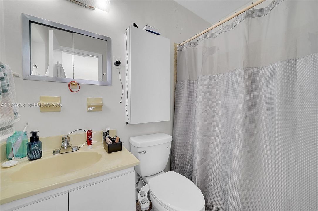 En Venta: $585,000 (3 camas, 2 baños, 1152 Pies cuadrados)