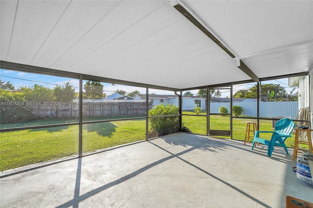 En Venta: $585,000 (3 camas, 2 baños, 1152 Pies cuadrados)