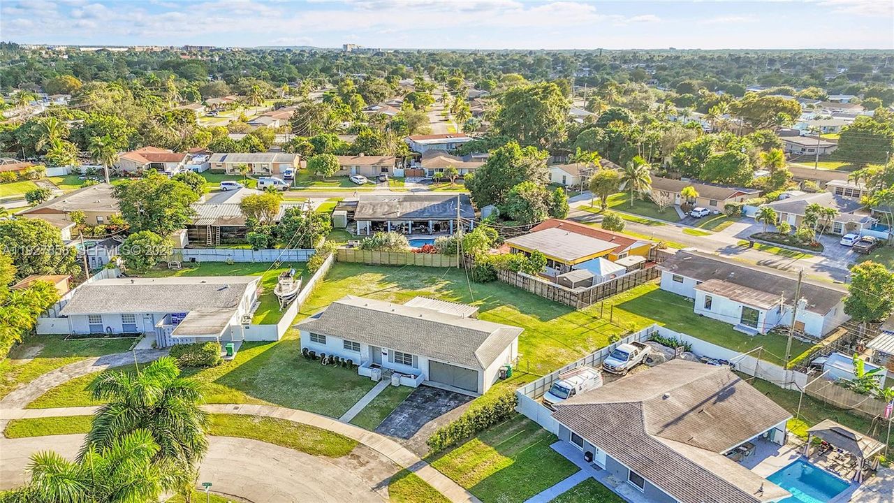 En Venta: $585,000 (3 camas, 2 baños, 1152 Pies cuadrados)