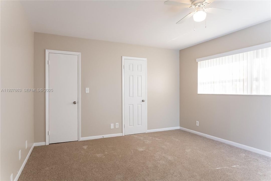 For Rent: $3,325 (4 beds, 2 baths, 1870 Square Feet)