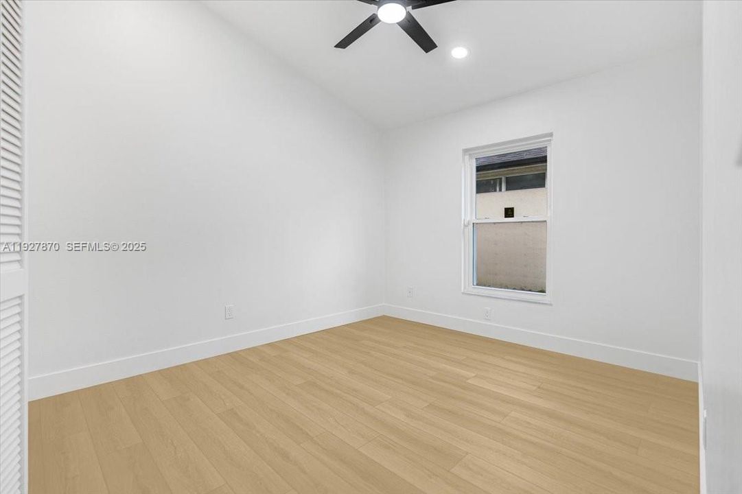 En Venta: $499,000 (3 camas, 2 baños, 1590 Pies cuadrados)