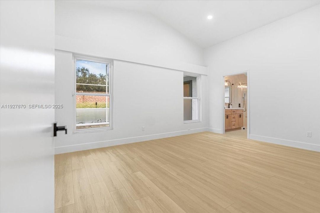 En Venta: $499,000 (3 camas, 2 baños, 1590 Pies cuadrados)