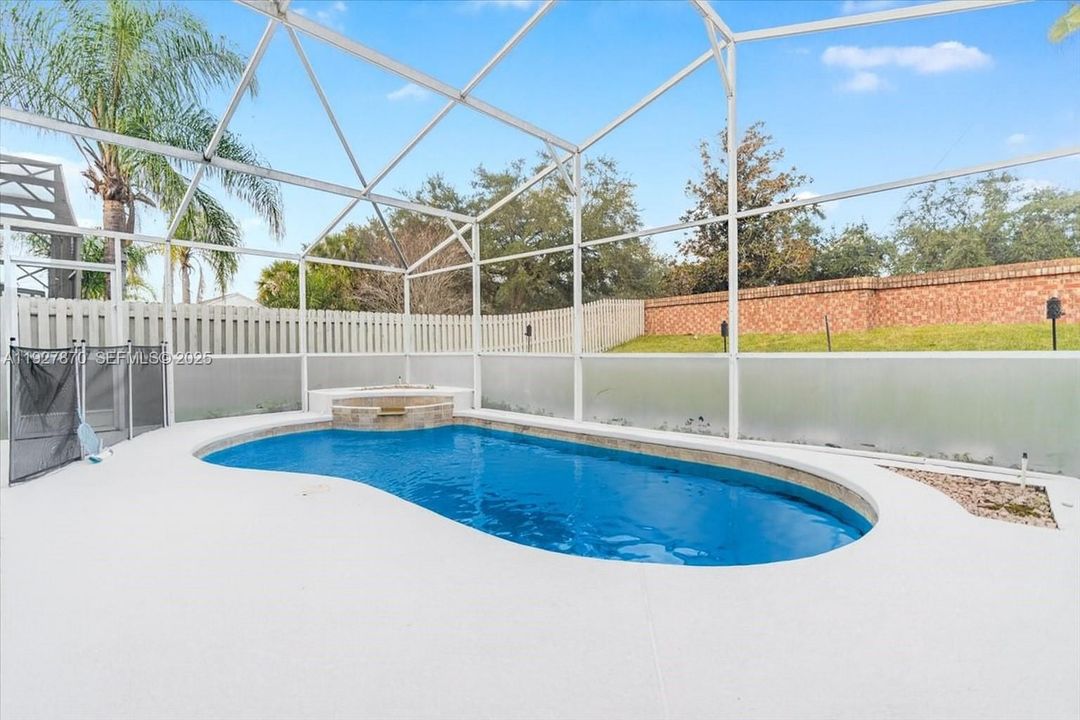 En Venta: $499,000 (3 camas, 2 baños, 1590 Pies cuadrados)