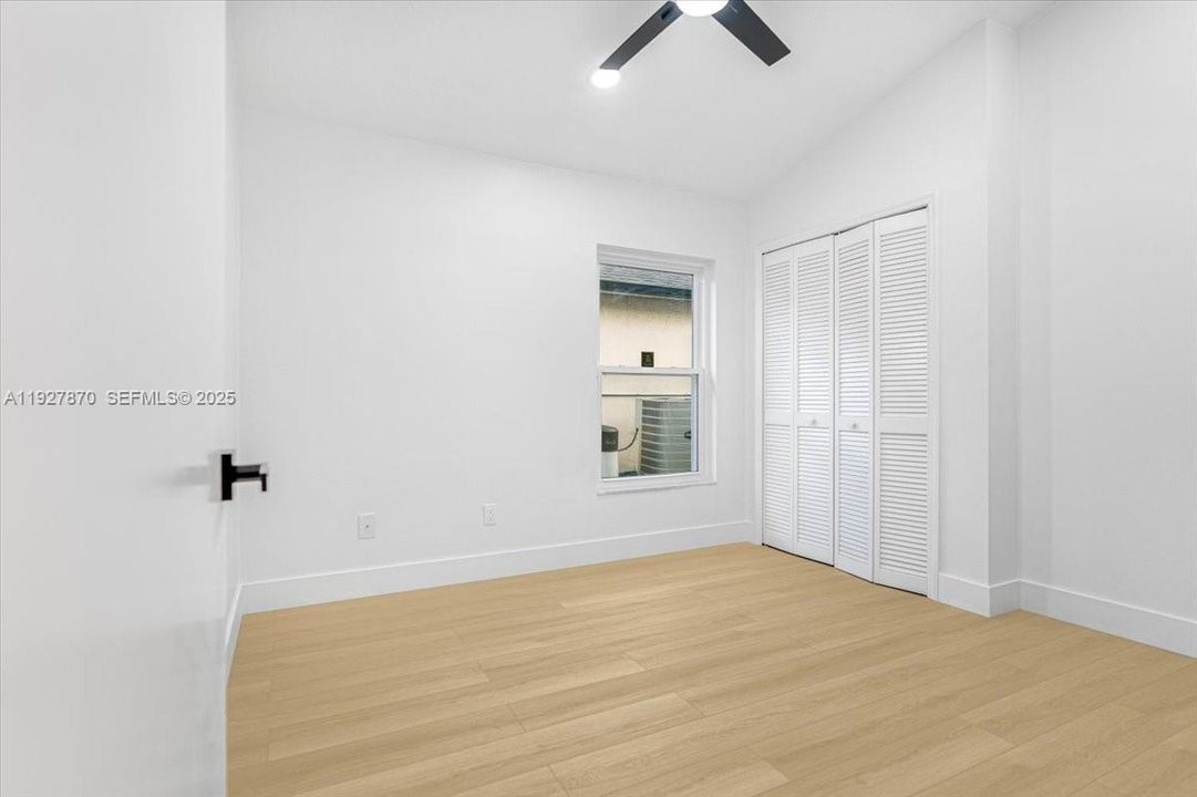 En Venta: $499,000 (3 camas, 2 baños, 1590 Pies cuadrados)