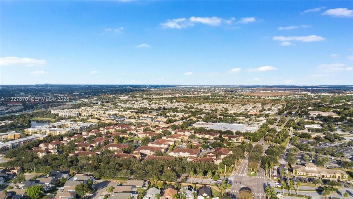 En Venta: $499,000 (3 camas, 2 baños, 1590 Pies cuadrados)