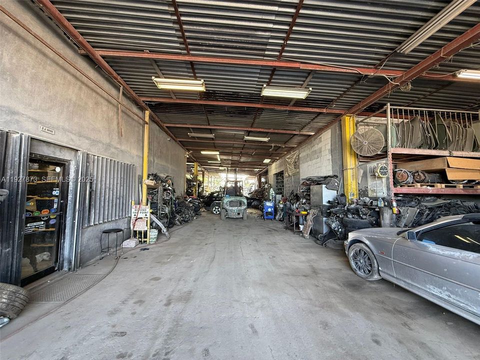 В аренду: $20,000 (0 спален, 0 ванн, 0 Квадратных фут)