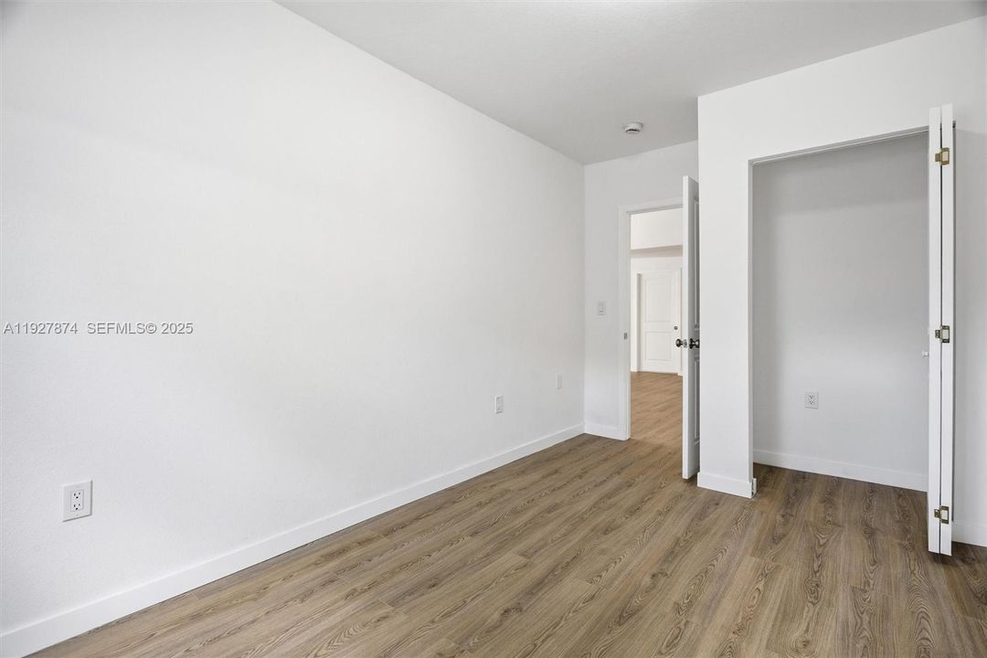 В аренду: $3,200 (3 спален, 2 ванн, 1700 Квадратных фут)