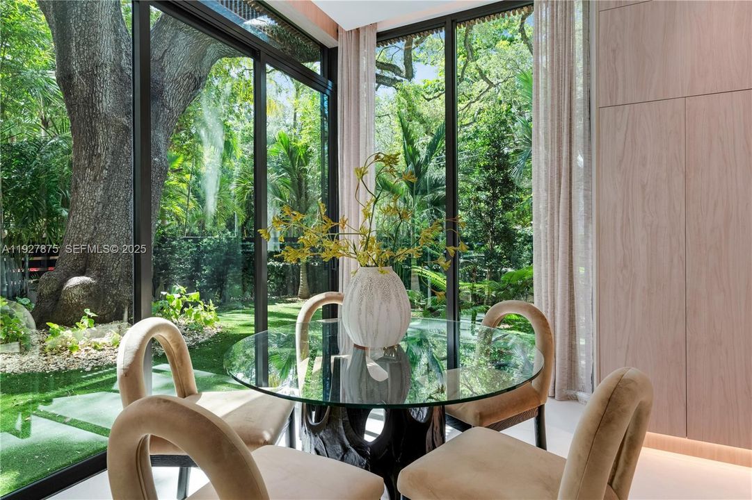 For Sale: $9,250,000 (7 beds, 7 baths, 0 Square Feet)