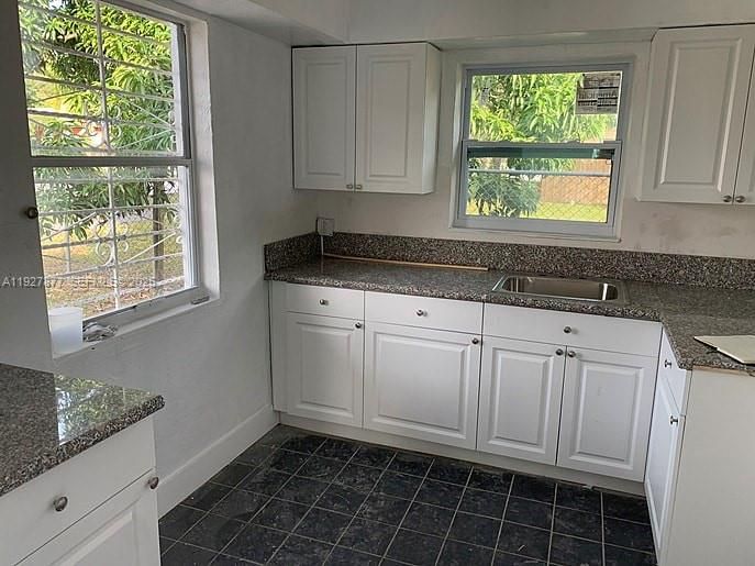 For Sale: $325,000 (3 beds, 1 baths, 1232 Square Feet)