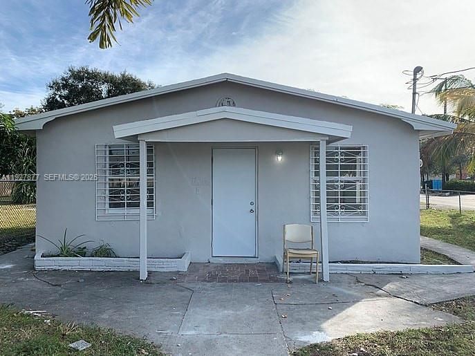 For Sale: $325,000 (3 beds, 1 baths, 1232 Square Feet)