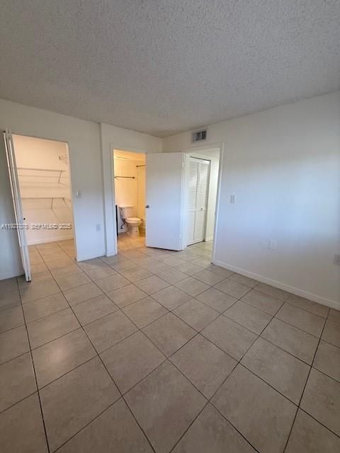 В аренду: $1,900 (3 спален, 2 ванн, 918 Квадратных фут)