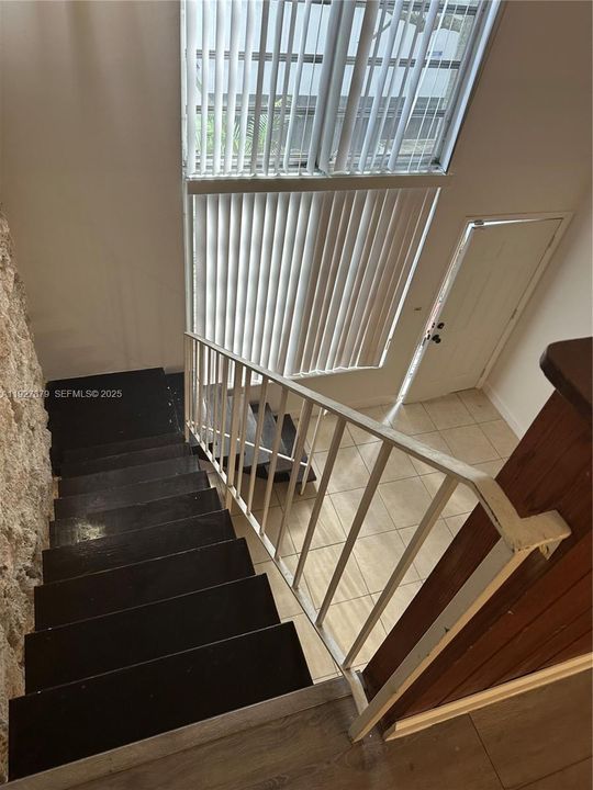 В аренду: $1,900 (1 спален, 1 ванн, 693 Квадратных фут)