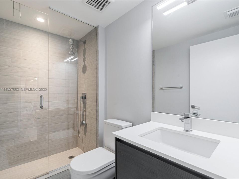 En Venta: $1,200,000 (2 camas, 3 baños, 1541 Pies cuadrados)