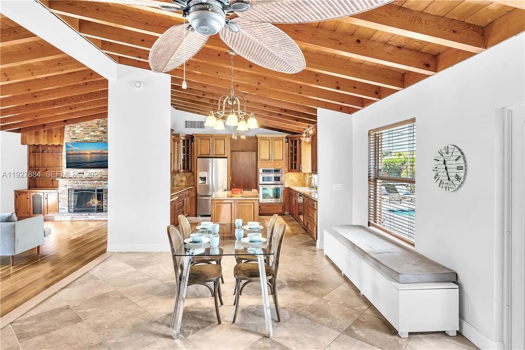 For Sale: $920,000 (3 beds, 3 baths, 1830 Square Feet)