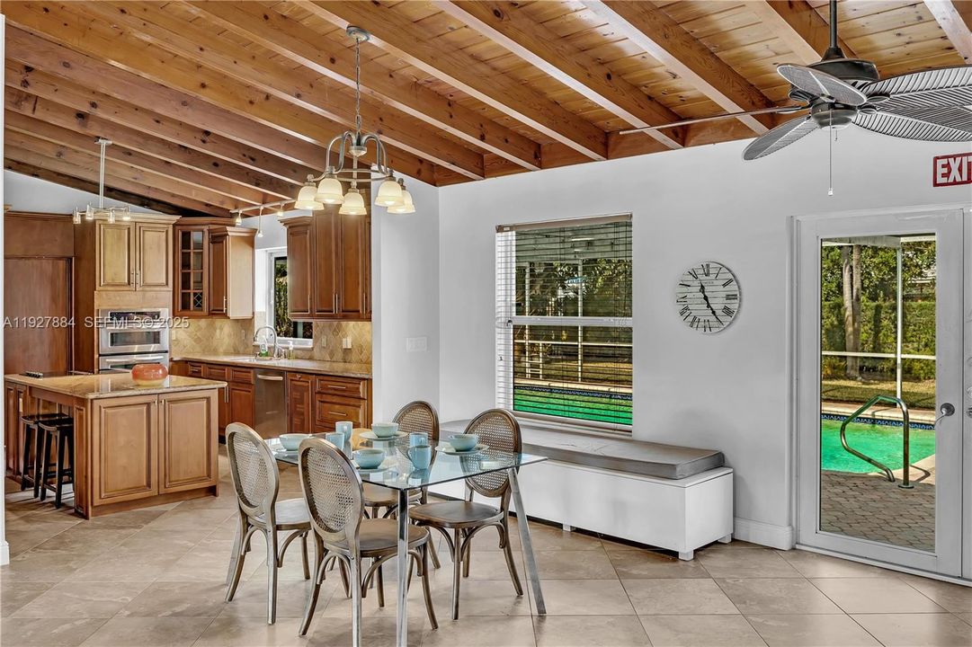 For Sale: $920,000 (3 beds, 3 baths, 1830 Square Feet)