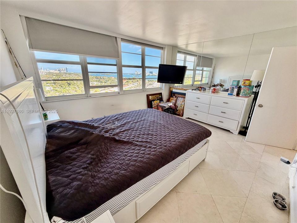 待售: $380,000 (2 贝兹, 2 浴室, 1188 平方英尺)