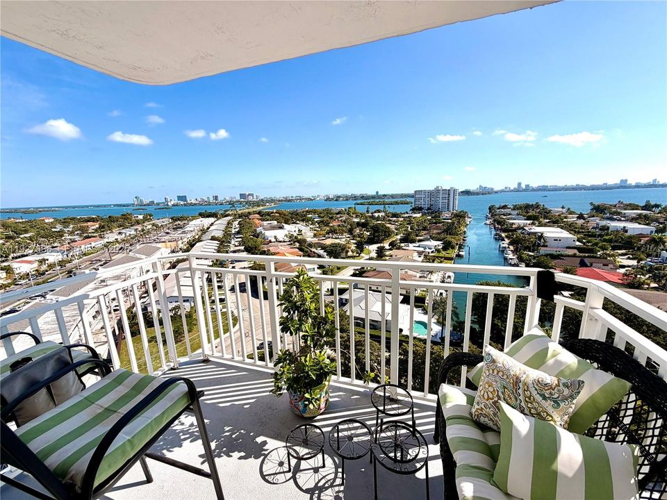 待售: $380,000 (2 贝兹, 2 浴室, 1188 平方英尺)