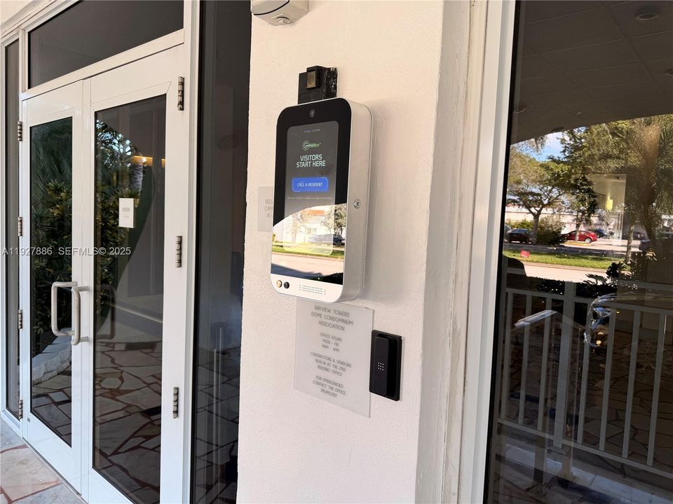 待售: $380,000 (2 贝兹, 2 浴室, 1188 平方英尺)