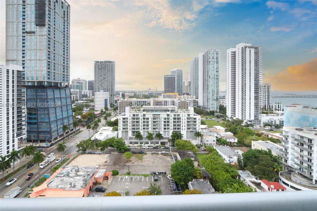 出租: $2,650 (1 贝兹, 1 浴室, 722 平方英尺)