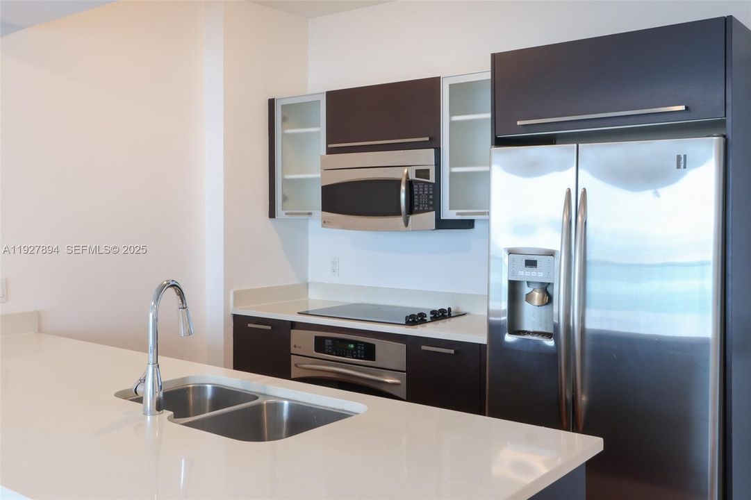 出租: $2,650 (1 贝兹, 1 浴室, 722 平方英尺)