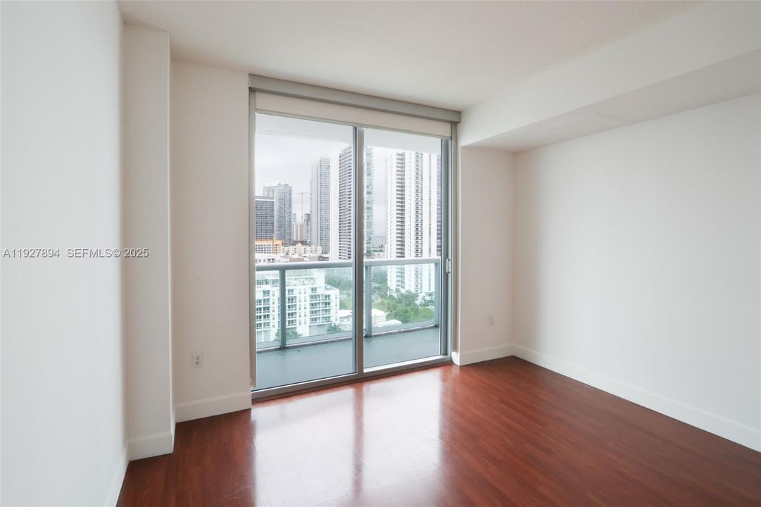 出租: $2,650 (1 贝兹, 1 浴室, 722 平方英尺)