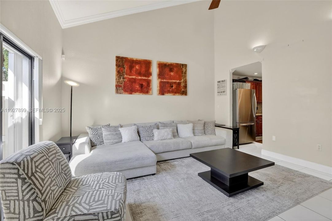 На продажу: $415,000 (3 спален, 2 ванн, 1457 Квадратных фут)