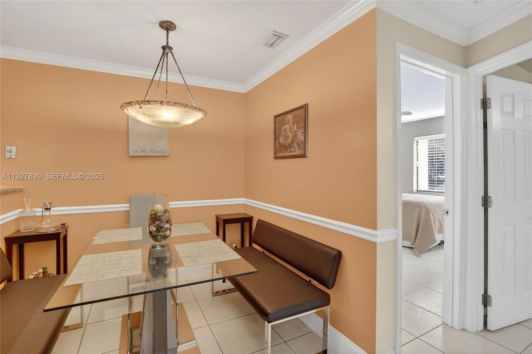 На продажу: $415,000 (3 спален, 2 ванн, 1457 Квадратных фут)