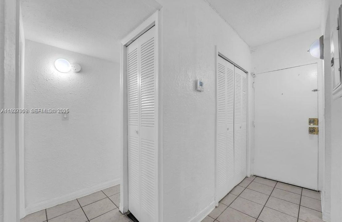 В аренду: $1,750 (1 спален, 1 ванн, 605 Квадратных фут)