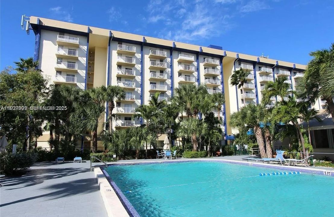 В аренду: $1,750 (1 спален, 1 ванн, 605 Квадратных фут)