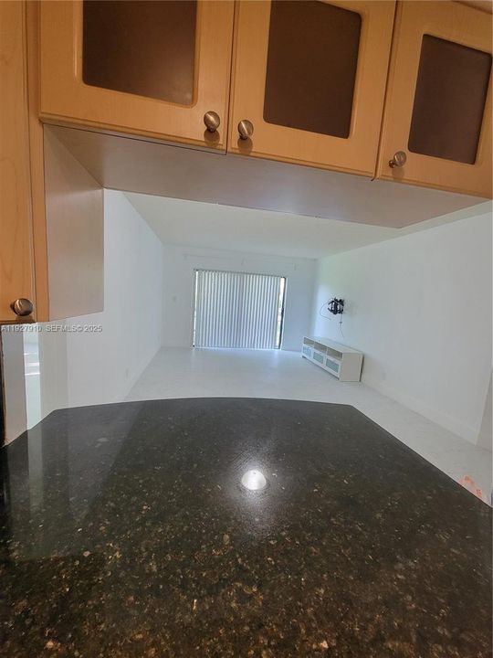 В аренду: $2,300 (2 спален, 2 ванн, 1036 Квадратных фут)