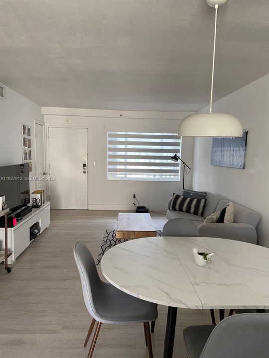 En Renta: $2,750 (2 camas, 2 baños, 872 Pies cuadrados)